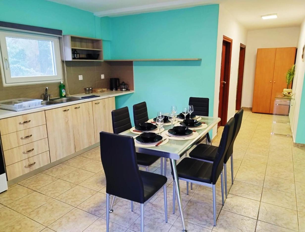 Sleepili Apartment Vrísai Exterior foto